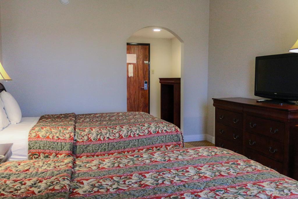 Great Value Inn Houston/Galleria Δωμάτιο φωτογραφία